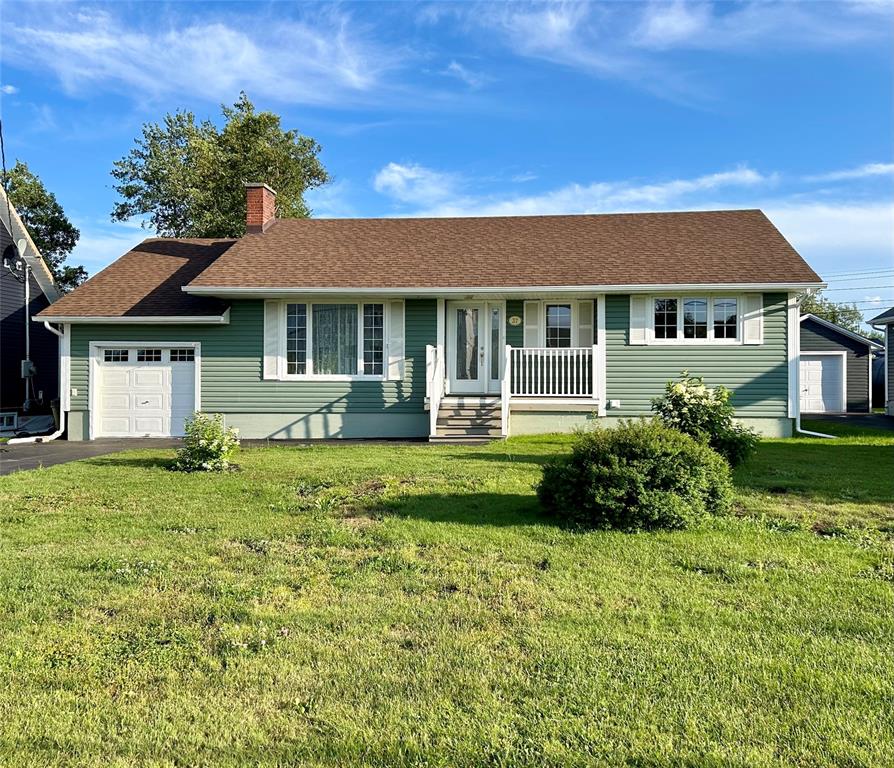 37 Memorial Drive, Gander, NL — photo 1