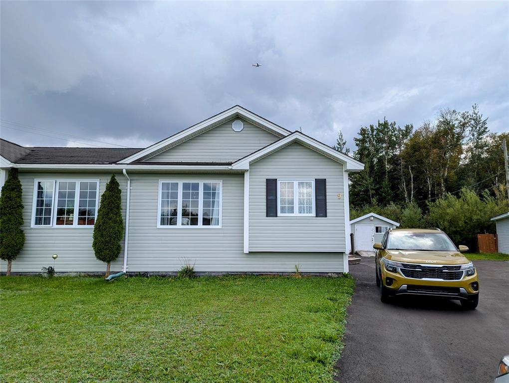9 Cayley Place, Gander, NL — photo 1