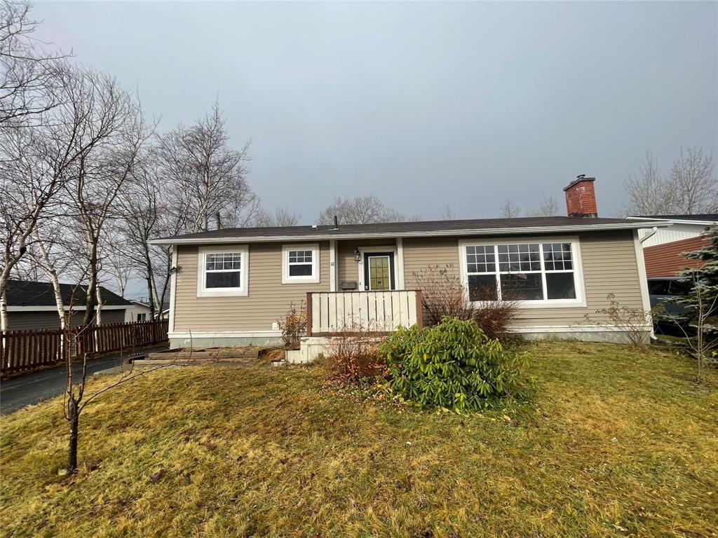 18 Bachman Place, Gander, NL — photo 1