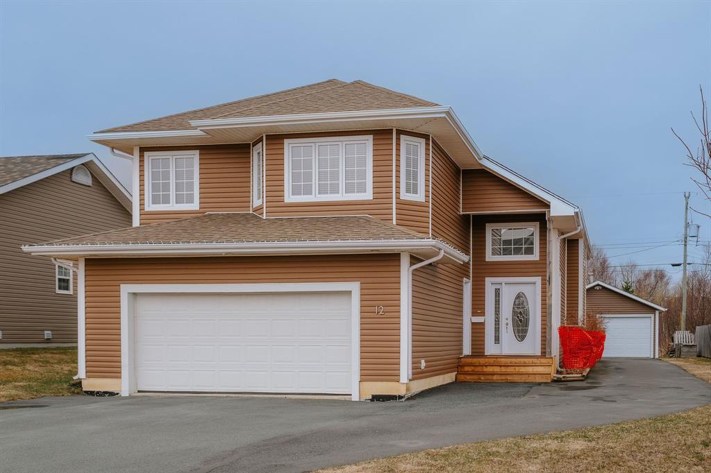 12 Cheshire Crescent, Gander, NL — photo 1