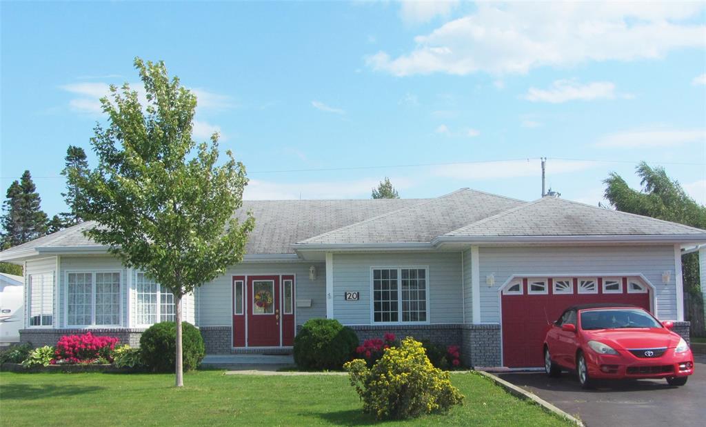 20 Wright Crescent, Gander, NL — photo 1