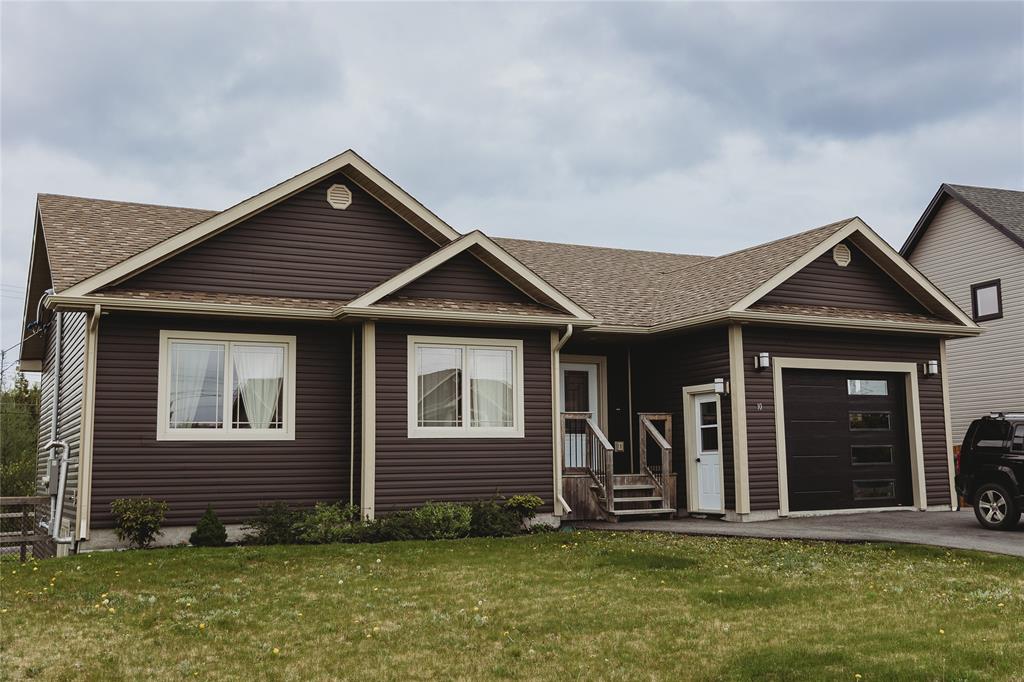 10 Hobbs Street, Gander, NL — photo 1