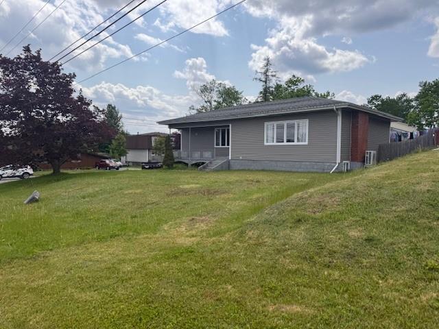 31 Hamilton Street, Gander, NL — photo 1