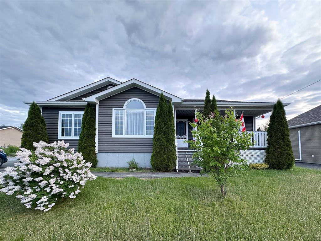 15 Penwell Avenue, GANDER, NL — photo 1