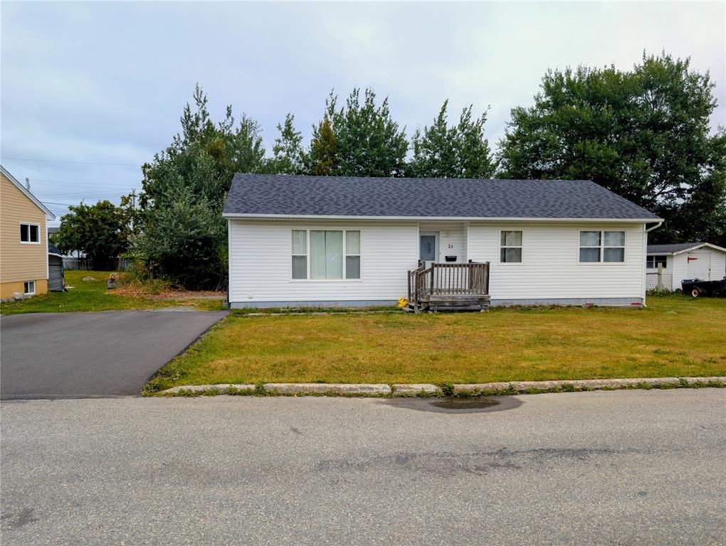 24 Pinedo Road, Gander, NL — photo 1