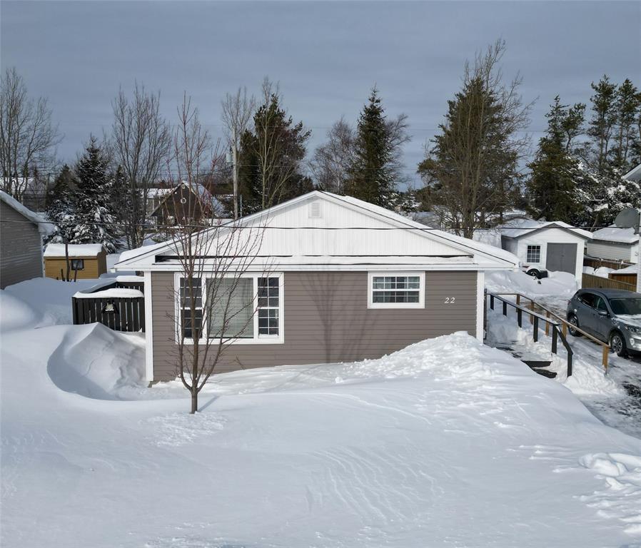 22 Read Street, Gander, NL — photo 1