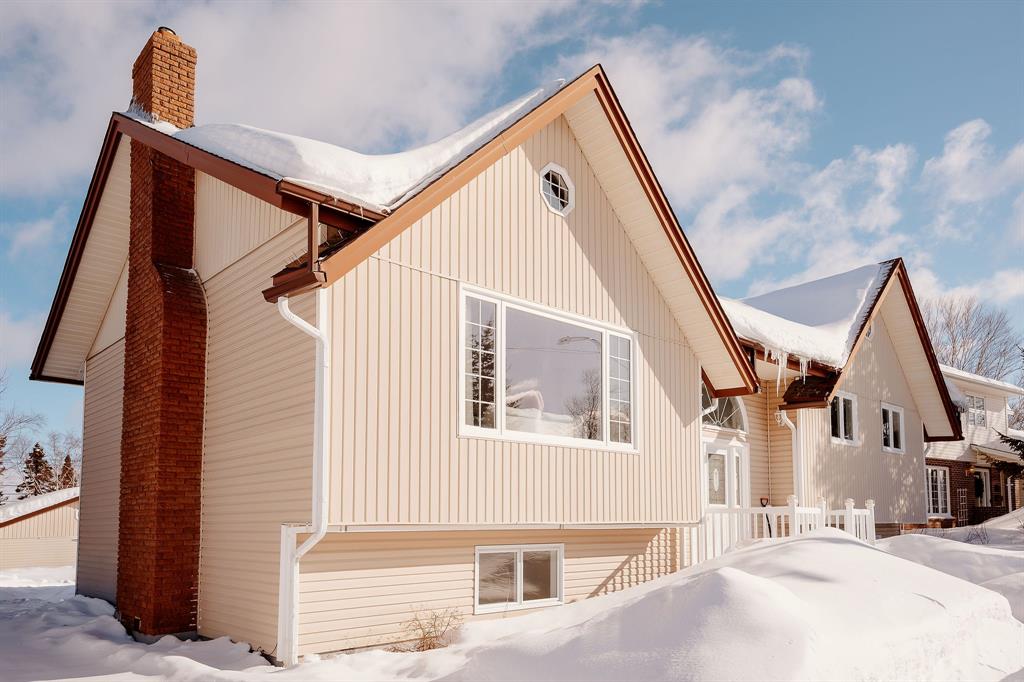 37 Raynham Avenue, Gander, NL — photo 1
