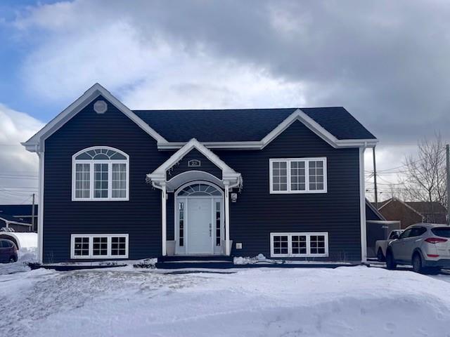 23 Hobbs Street, Gander, NL — photo 1