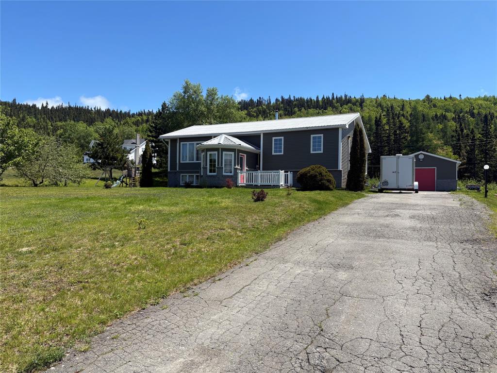19 Gillingham Avenue, Norris Arm, NL