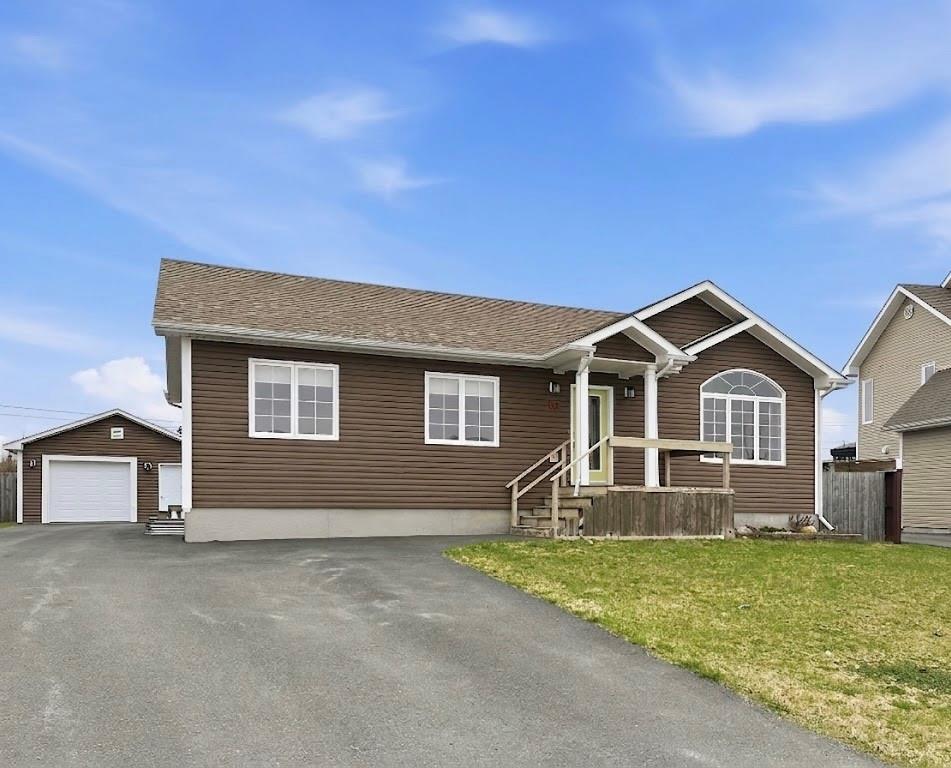 34 Hobbs Street, Gander, NL — photo 1