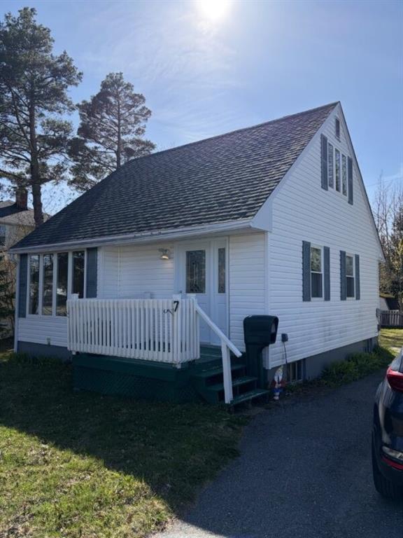 7 Medcalf Street, Gander, NL — photo 1