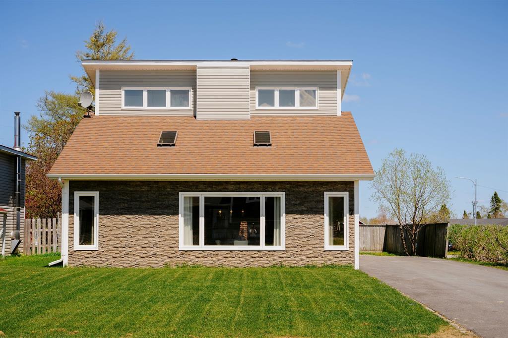 7 Wright Crescent, Gander, NL — photo 1