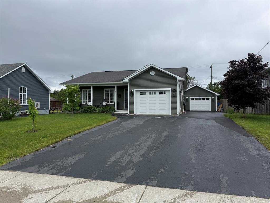99 Penwell Avenue, Gander, NL