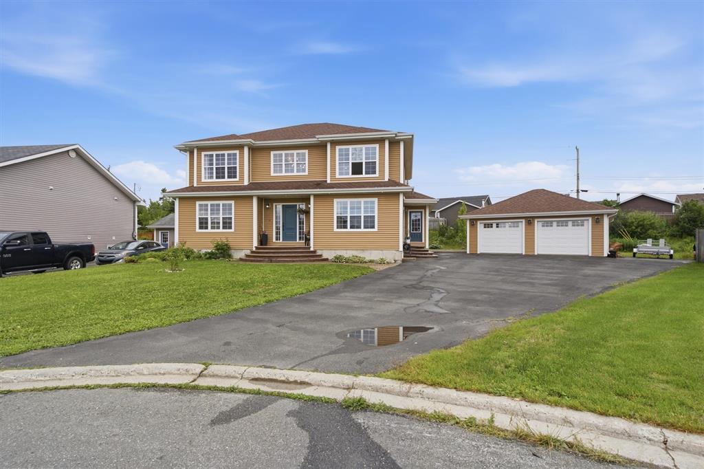 17 Gatty Place, Gander, NL — photo 1
