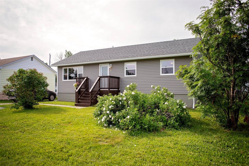 11 Cotton Street, Gander, NL — photo 1
