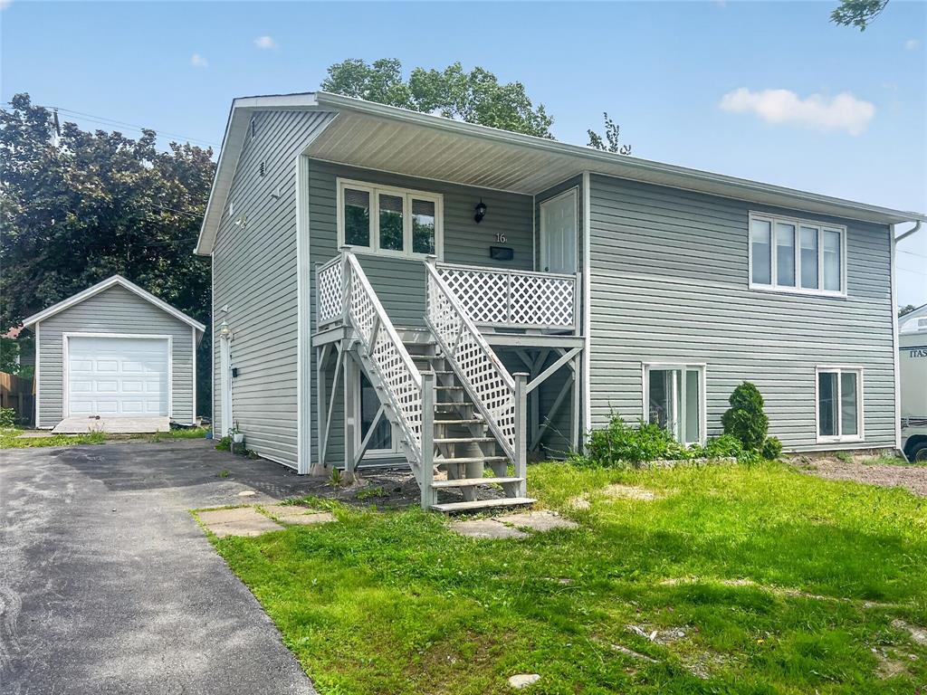 16 Hamilton Street, Gander, NL — photo 1