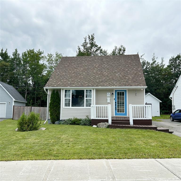 27 Pinedo Road, Gander, NL — photo 1
