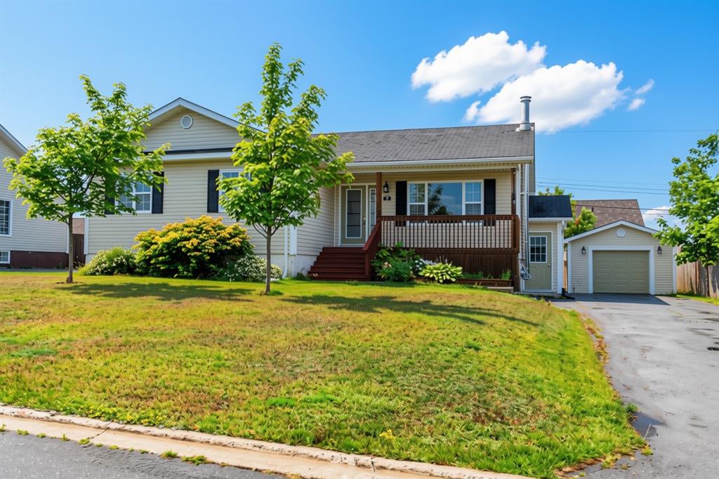 7 Tully Place, Gander, NL — photo 1