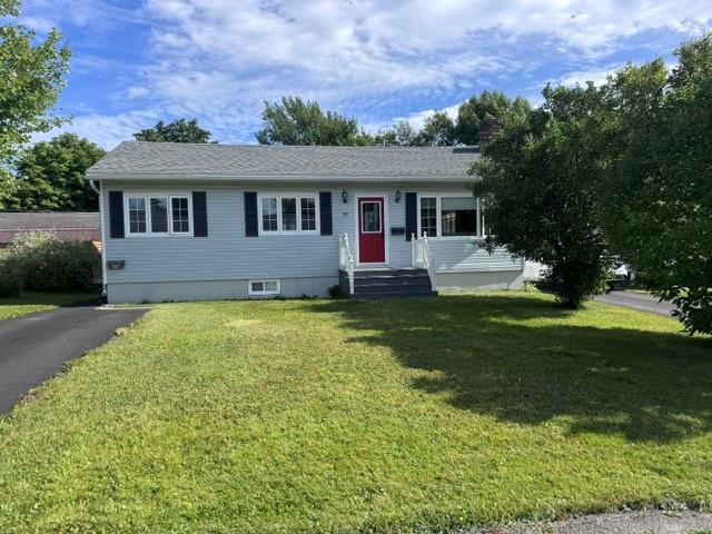 29 Hawker Crescent, Gander, NL — photo 1