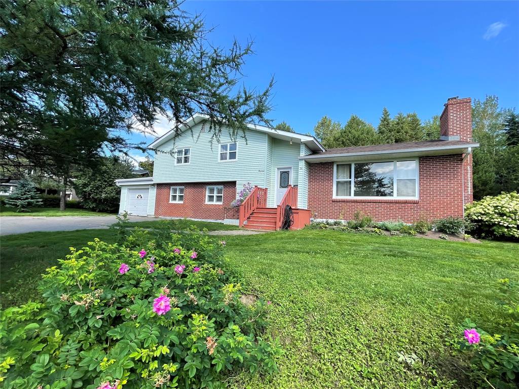 14 Sunset Drive, Grand Falls-Windsor, NL