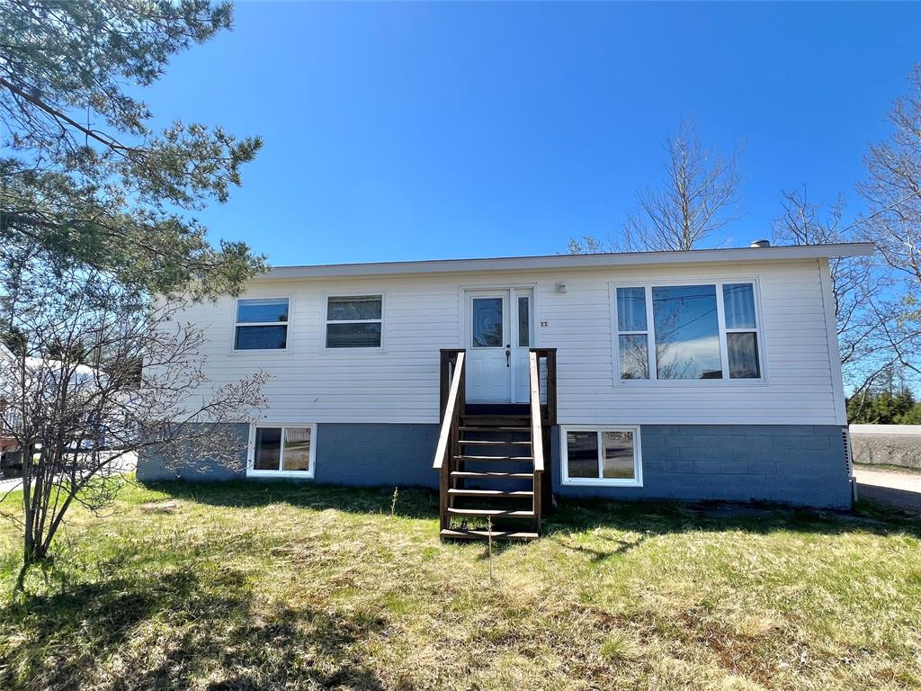 11 Fourth Avenue, Badger, NL