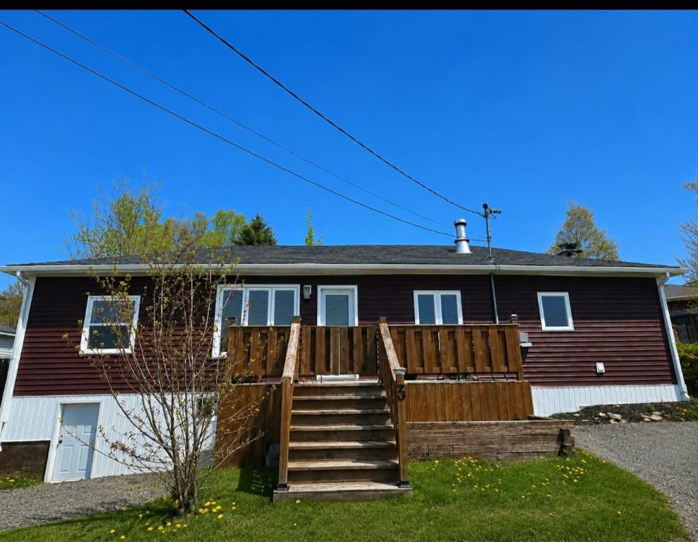 3 Rosedale Avenue, Grand Falls-Windsor, NL