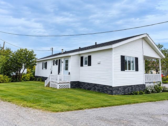 146 Main Street, New Wes Valley, NL