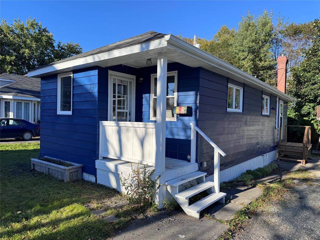 32 Beaumont Avenue, Grand Falls-Windsor, NL