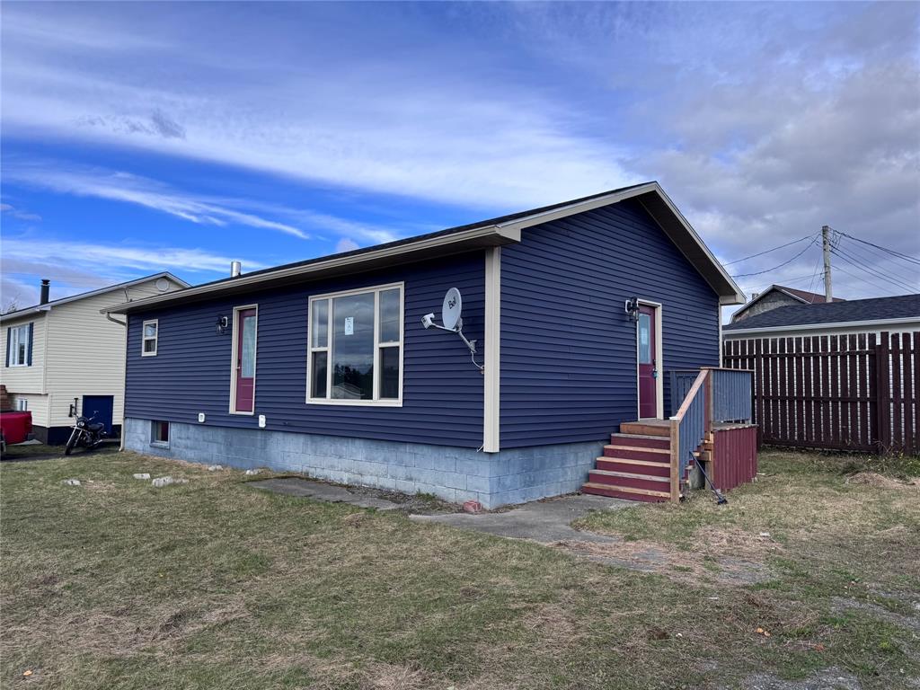 76 Maple Street, Badger, NL