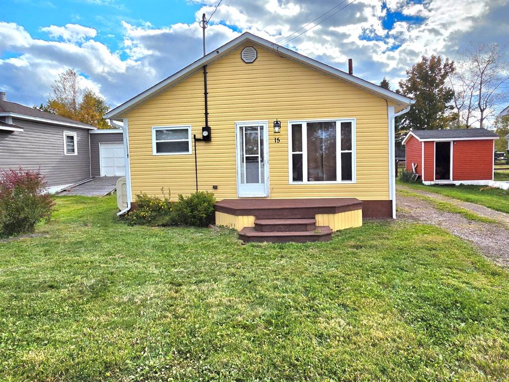 15 Coronation Street, Botwood, NL