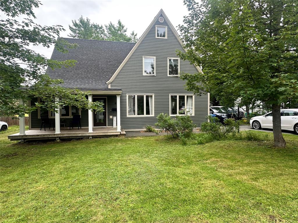 6 Hill Road, Grand Falls-Windsor, NL